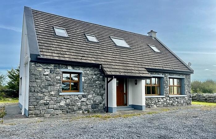 Idyllic property set in  foothills of the Burren