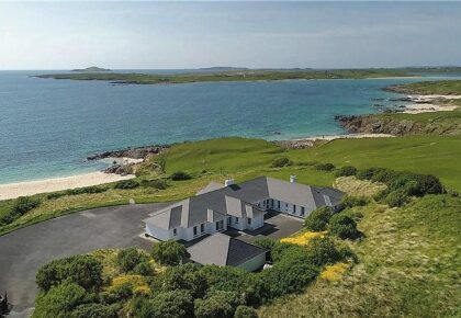 Spectacular panoramic views – with a €2.8 million price tag