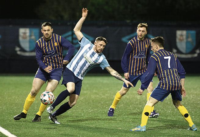 Salthill Devon continue on path to third title on the spin