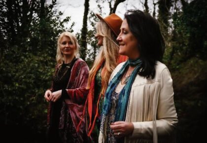 New single and shows on Aran Islands from Raines