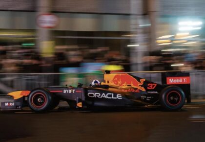 World Champions Oracle Red Bull Racing bring ‘spectacle of speed’ to Salthill Prom