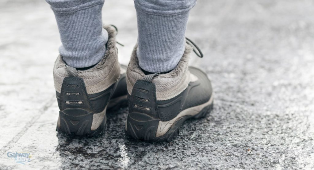 Volunteers working with 125kg of salt to tackle worst icy footpaths across city