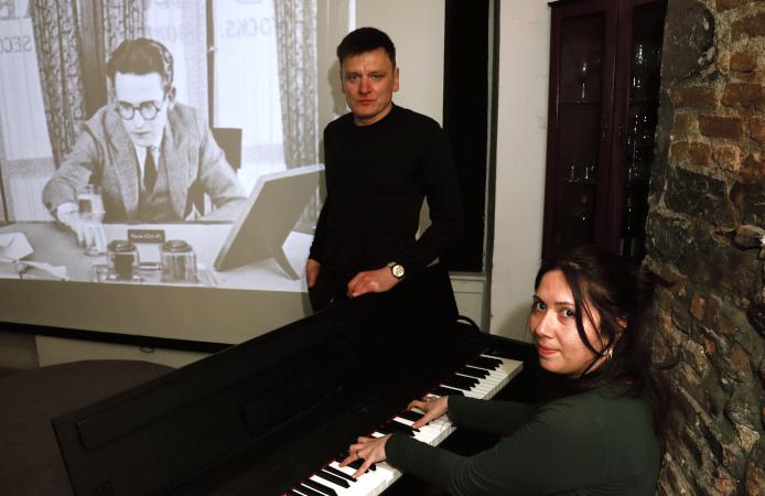 Club putting focus on magic of silent films