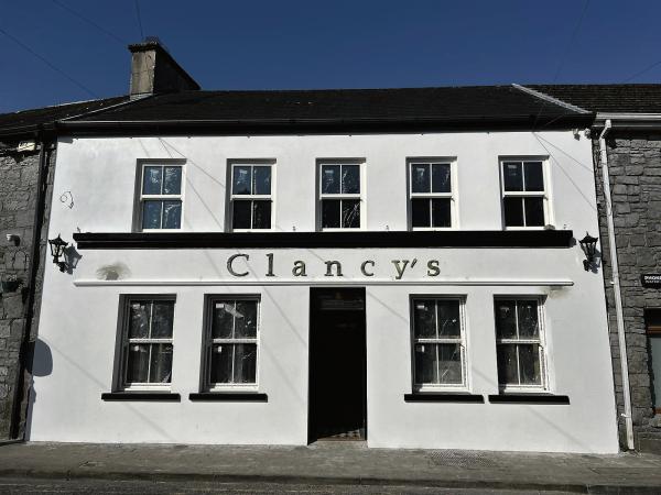 Oughterard bucks the trend with the opening of new bar