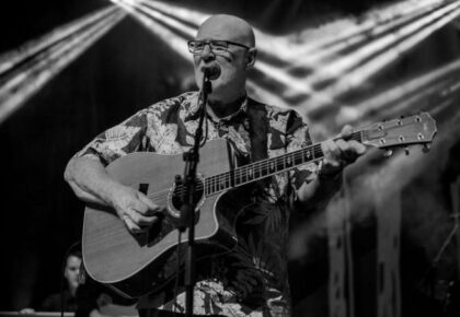 Mick Hanly for concert in Kinvara