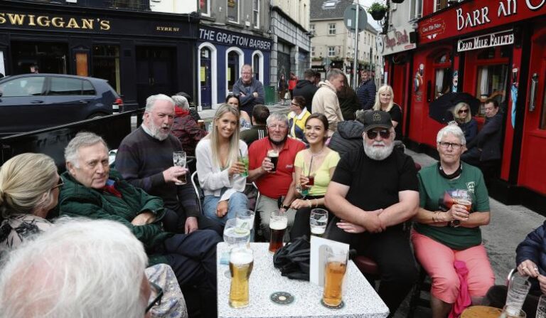 Mixed feelings over outdoor hospitality in Galway’s Woodquay