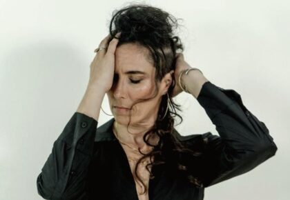 Single release sees Áine sing her way back home