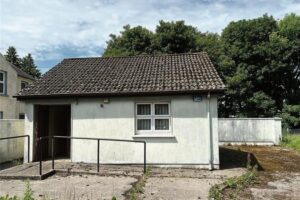 Online Galway auction provides bidding war