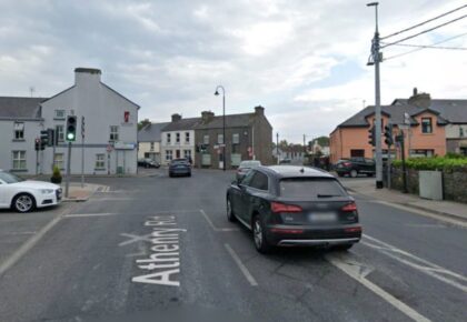 Mini roundabout among options considered for West Bridge Traffic lights in Loughrea