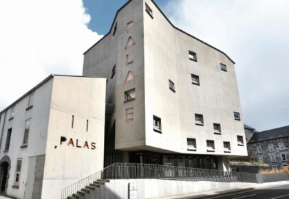 Film groups ‘must be kept in the picture’ when Pálás reopens