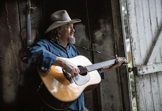 Country hero Shawn Camp for Galway gig