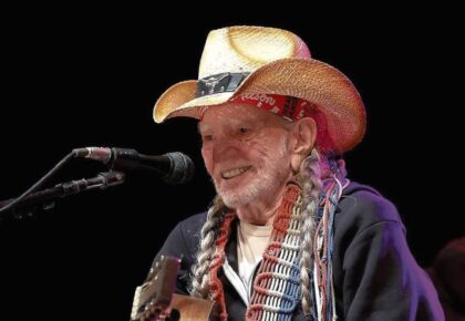A little lesson from Willie on how to ‘Bring Me Sunshine’
