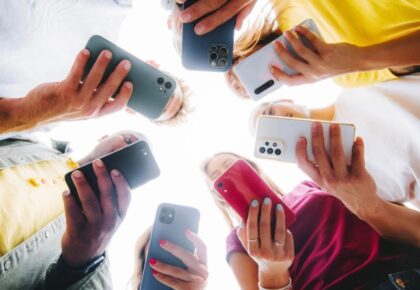 Two thirds of County Galway pupils spending 3 hours or more on social media a day